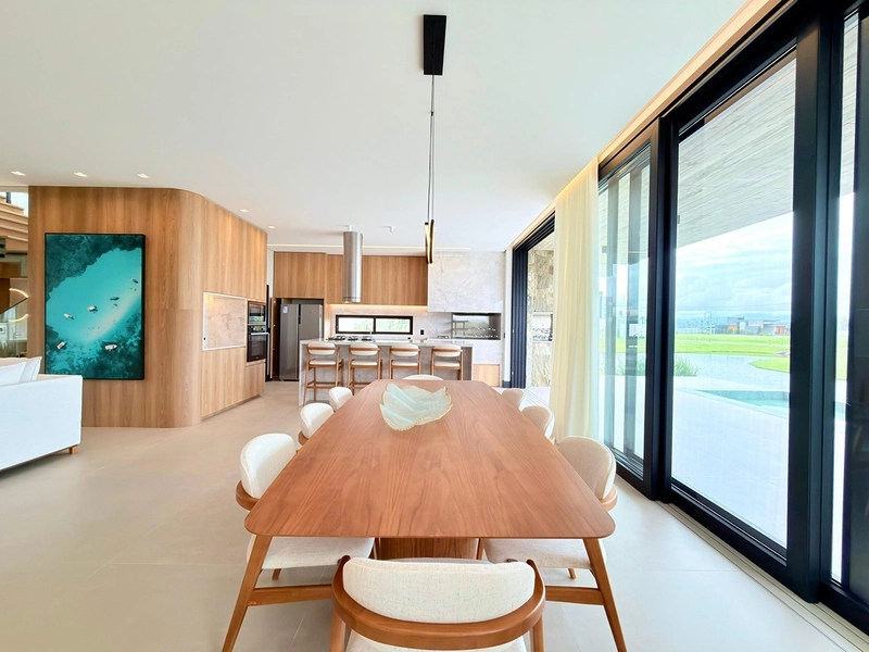 Sobrado de projeto diferenciado, com altíssimo padrão construtivo, beira lago.. : 15ª foto da galeria de imagens do imóvel