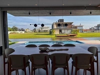 Excelente Sobrado Beira Lago No Condomínio Amare em Xangri-lá.: 23ª foto da galeria de imagens do imóvel