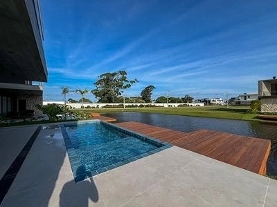 Excelente Sobrado Beira Lago No Condomínio Amare em Xangri-lá.: 17ª foto da galeria de imagens do imóvel