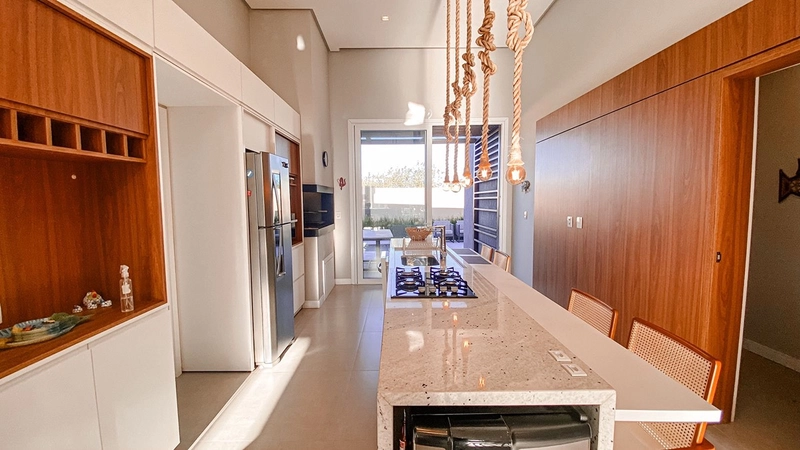 Excelente Casa, no Condomínio Riviera: 5ª foto da galeria de imagens do imóvel