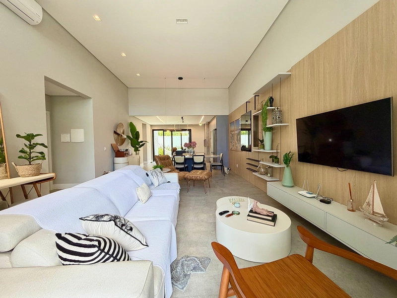 Casa em Condomínio, para você aproveitar uma infraestrutura completa, no centro de Xangri-Lá : 7ª foto da galeria de imagens do imóvel