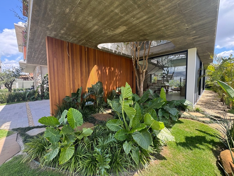 Casa com projeto único em excelente localização, no Condomínio Amare. : 5ª foto da galeria de imagens do imóvel