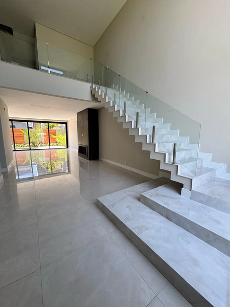 Sobrado com excelente localização no condomínio Sunset : 5ª foto da galeria de imagens do imóvel