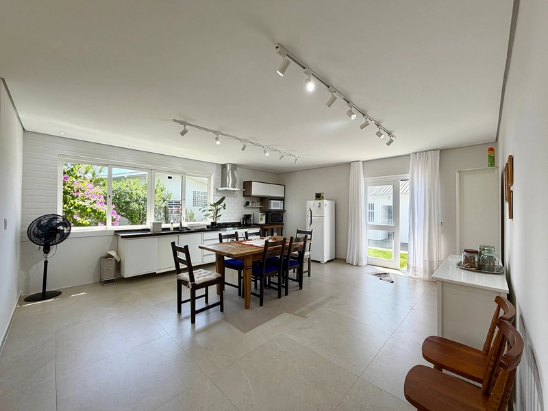 Linda Casa em Atlantida, Localização mais nobre do litoral  : 23ª foto da galeria de imagens do imóvel