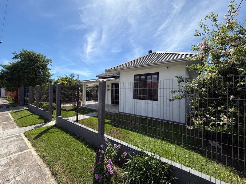 Linda Casa em Atlantida, Localização mais nobre do litoral  : 32ª foto da galeria de imagens do imóvel