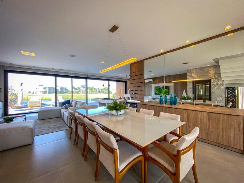 Sobrado com arquitetura uníca em Condomínio Sense!  : 14ª foto da galeria de imagens do imóvel