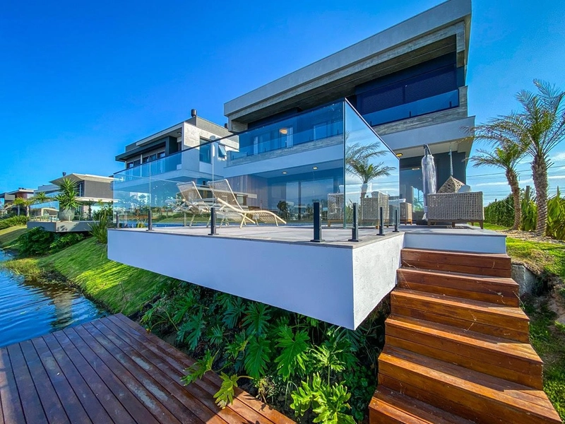 Sobrado com arquitetura uníca em Condomínio Sense!  : 8ª foto da galeria de imagens do imóvel