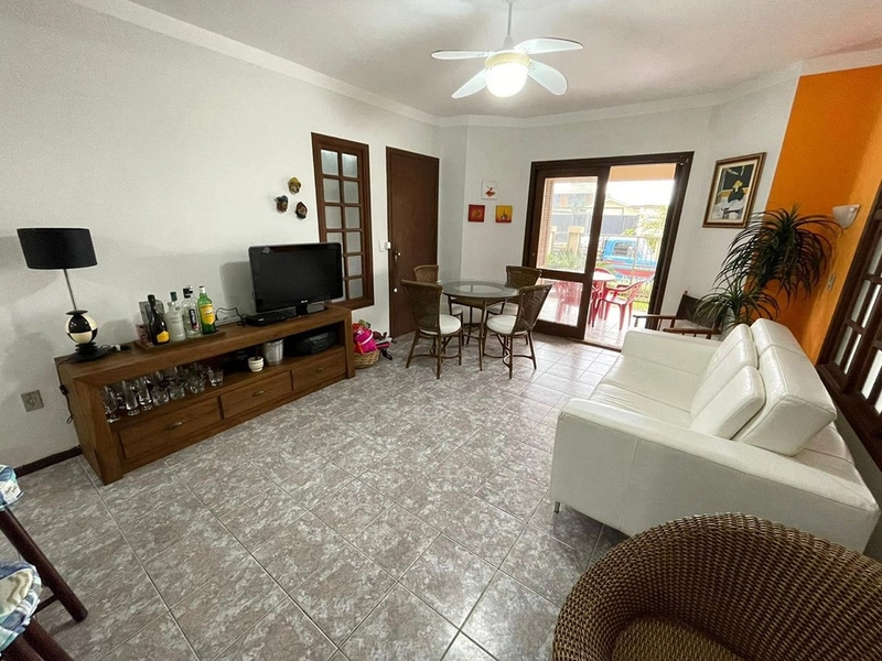 Apartamento terreo á uma quadra da praia : 24ª foto da galeria de imagens do imóvel