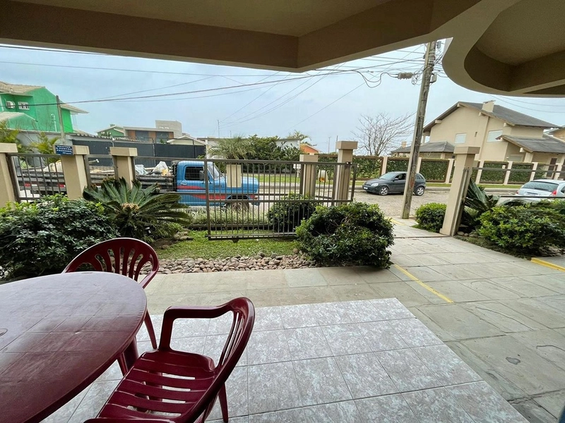 Apartamento terreo á uma quadra da praia : 23ª foto da galeria de imagens do imóvel