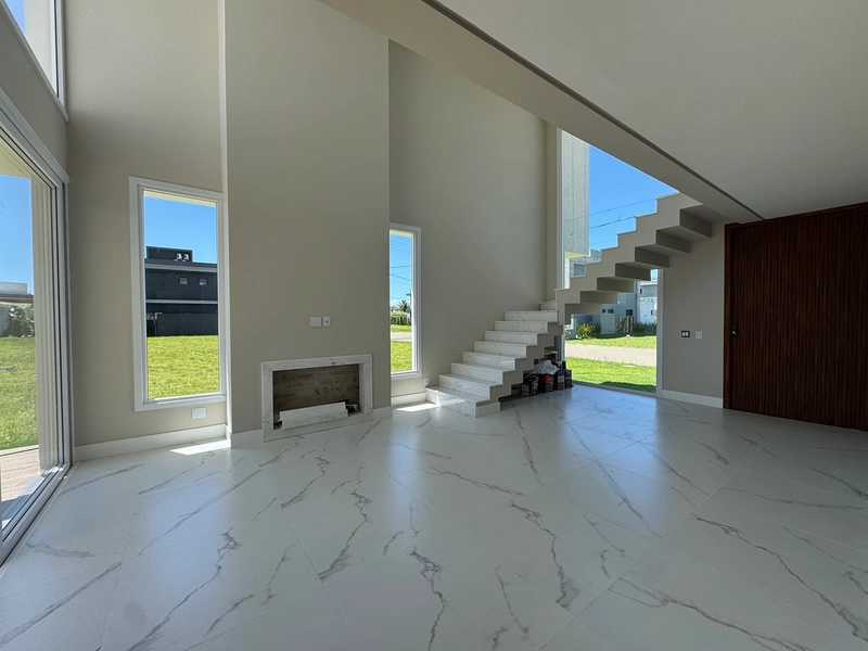 Sobrado de projeto diferenciado, com altíssimo padrão construtivo. : 10ª foto da galeria de imagens do imóvel