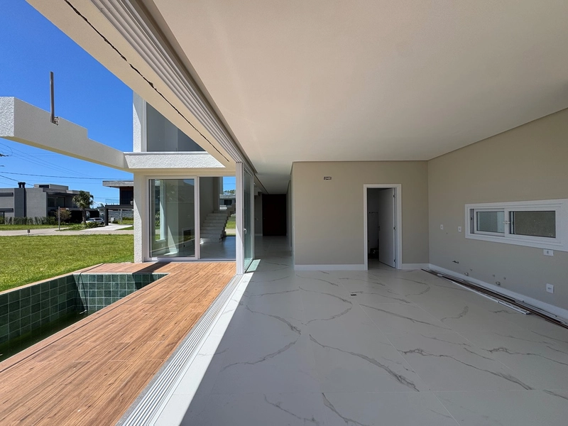 Sobrado de projeto diferenciado, com altíssimo padrão construtivo. : 7ª foto da galeria de imagens do imóvel