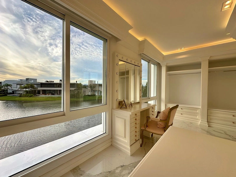 Mansão mobiliada e decorada, com academia privativa no condomínio Enseada em Xangri-Lá: 49ª foto da galeria de imagens do imóvel