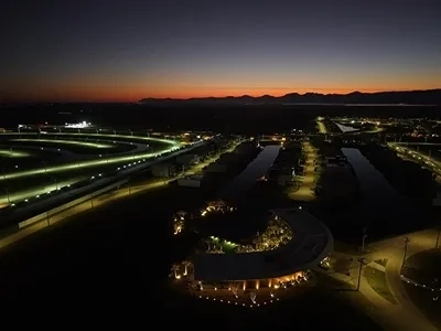 Sobrado nas margens do lago no condomínio Zen.: 26ª foto da galeria de imagens do imóvel