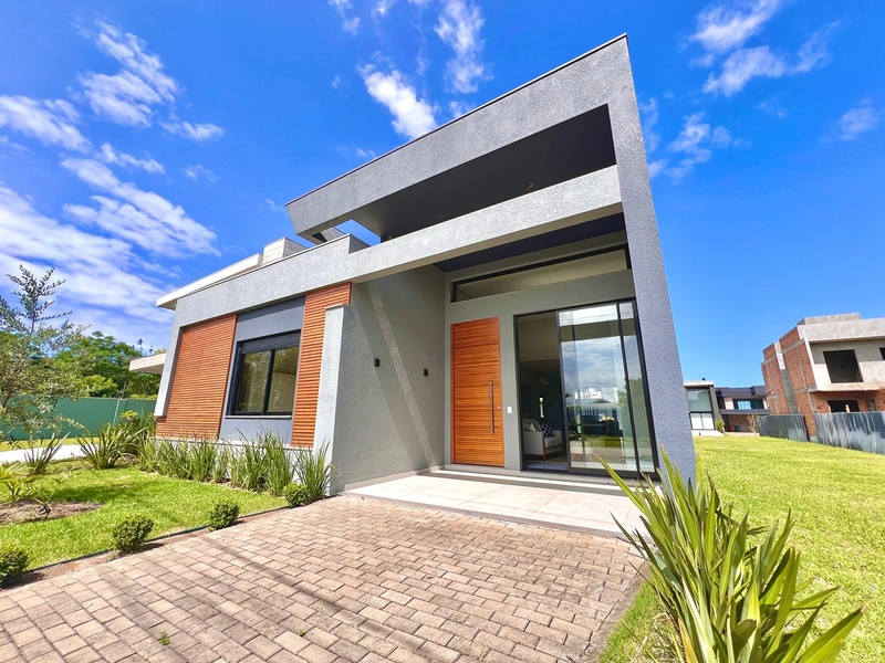 Excelente Casa no condomínio, próximo a infraestrutura de esporte: 2ª foto da galeria de imagens do imóvel