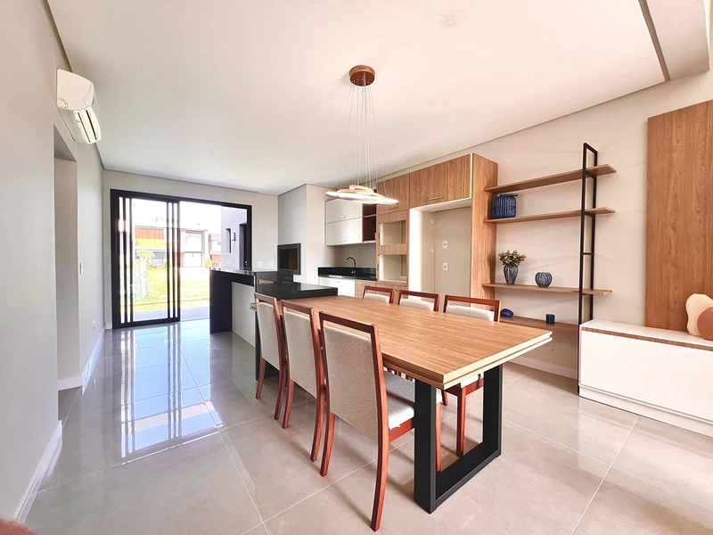 Excelente Casa no condomínio, próximo a infraestrutura de esporte: 7ª foto da galeria de imagens do imóvel