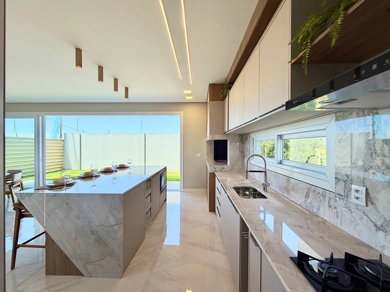 Sobrado de projeto diferenciado, com altíssimo padrão construtivo. : 17ª foto da galeria de imagens do imóvel