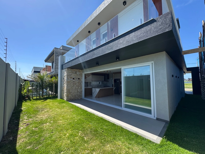 Sobrado de projeto diferenciado, com altíssimo padrão construtivo. : 9ª foto da galeria de imagens do imóvel