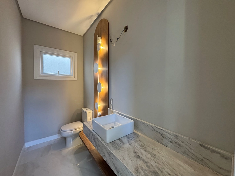 Sobrado de projeto diferenciado, com altíssimo padrão construtivo. : 10ª foto da galeria de imagens do imóvel