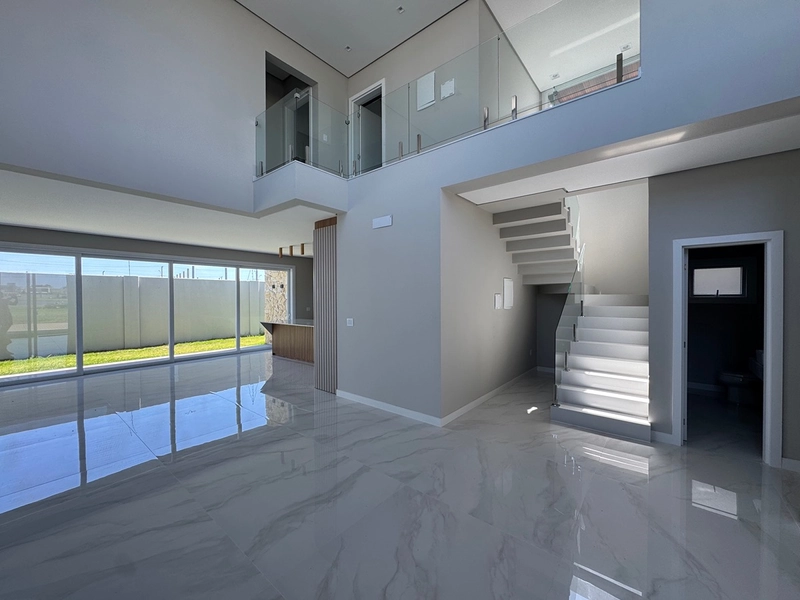 Sobrado de projeto diferenciado, com altíssimo padrão construtivo. : 6ª foto da galeria de imagens do imóvel