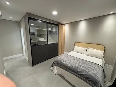 Linda Casa à beira do lago no condomínio Riviera. : 27ª foto da galeria de imagens do imóvel