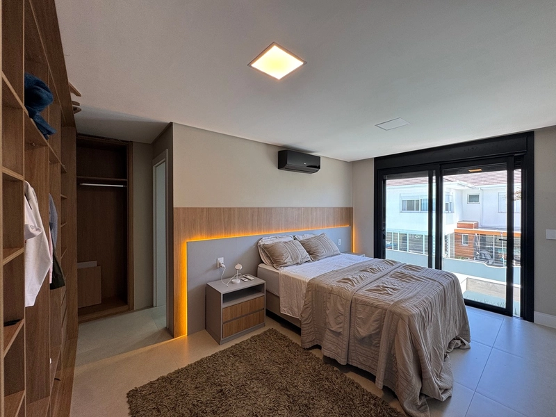 Sobrado de projeto diferenciado, com altíssimo padrão construtivo. : 25ª foto da galeria de imagens do imóvel