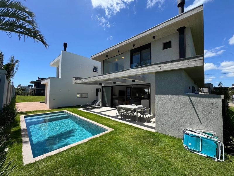 Sobrado de projeto diferenciado, com altíssimo padrão construtivo. : 20ª foto da galeria de imagens do imóvel