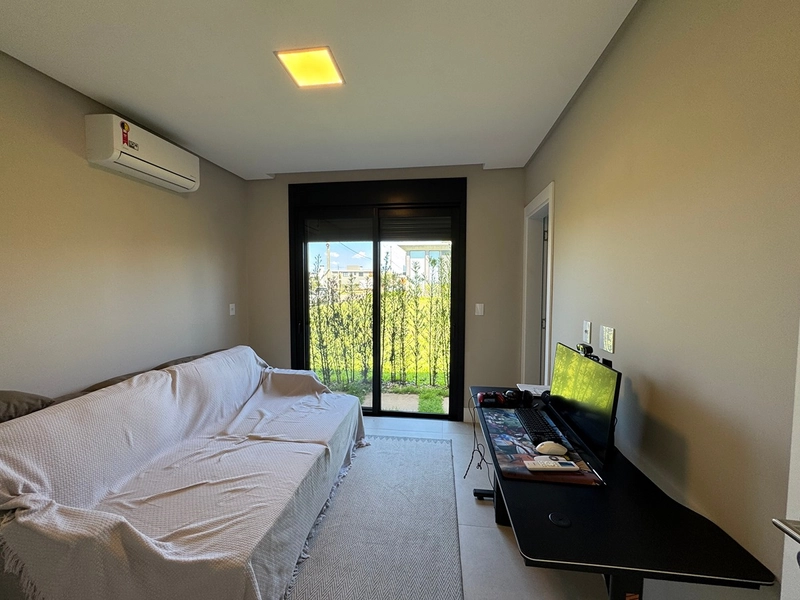 Sobrado de projeto diferenciado, com altíssimo padrão construtivo. : 12ª foto da galeria de imagens do imóvel