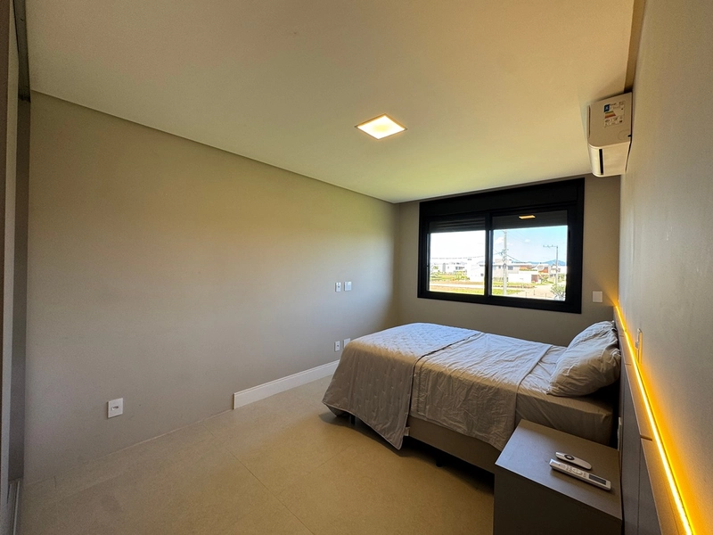 Sobrado de projeto diferenciado, com altíssimo padrão construtivo. : 21ª foto da galeria de imagens do imóvel