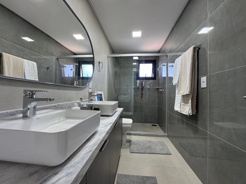 Sobrado de projeto diferenciado, com altíssimo padrão construtivo. : 26ª foto da galeria de imagens do imóvel