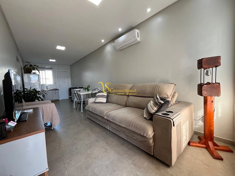 Casa geminada à venda na praia de Rainha do Mar, 2 dormitórios: 4ª foto da galeria de imagens do imóvel