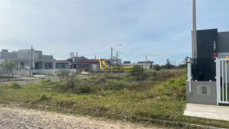 TERRENO À VENDA EM ATLÂNTIDA SUL: 3ª foto da galeria de imagens do imóvel