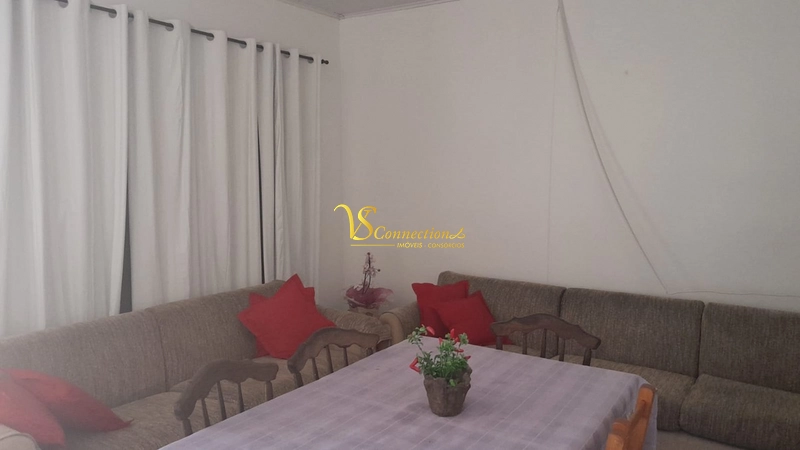 Oportunidade Única: Casa de Esquina a 1 Quadra do Mar: 7ª foto da galeria de imagens do imóvel