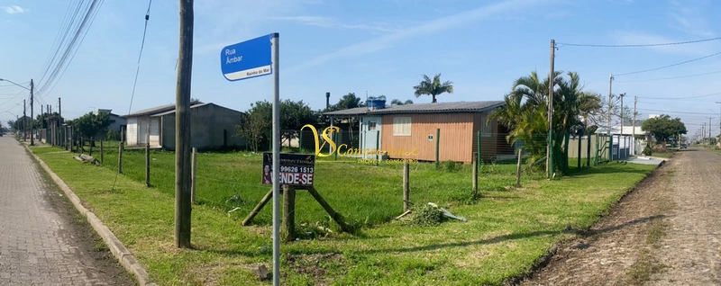 TERRENO DE ESQUINA À VENDA EM RAINHA DO MAR – XANGRI-LÁ!: 3ª foto da galeria de imagens do imóvel