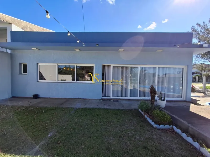 ÓTIMA CASA À VENDA EM TRAMANDAÍ À 400MT DO MAR: 1ª foto da galeria de imagens do imóvel