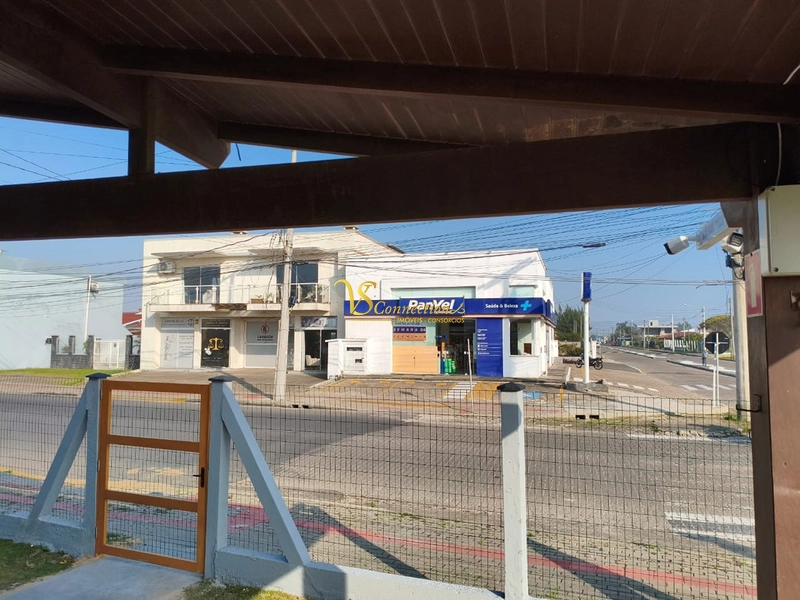 Ótimo ponto comercial junto de 2 casas geminadas em Rainha do Mar.: 8ª foto da galeria de imagens do imóvel