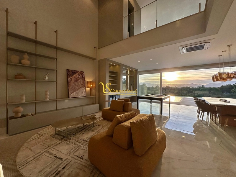 EXCEPCIONAL CASA NO CONDOMÍNIO CAPÃO ILHAS RESORT: 29ª foto da galeria de imagens do imóvel