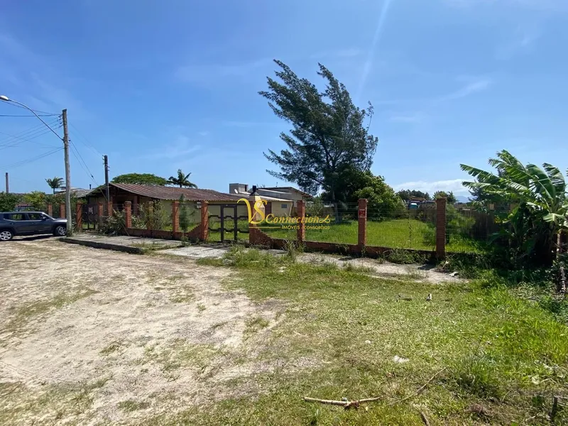 CASA À VENDA,  ATLÂNTIDA SUL: 1ª foto da galeria de imagens do imóvel