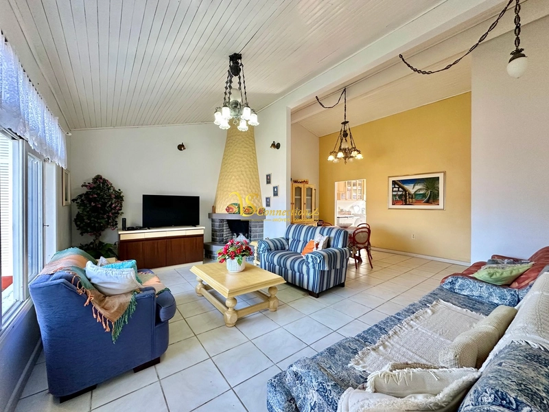 CASA À VENDA EM XANGRI-LÁ , COM 2 TERRENOS!!!: 8ª foto da galeria de imagens do imóvel