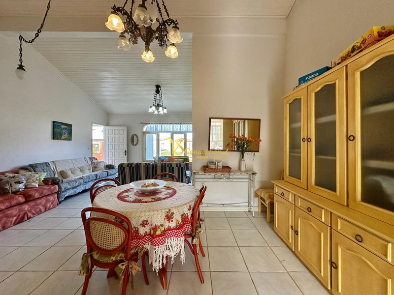 CASA À VENDA EM XANGRI-LÁ , COM 2 TERRENOS!!!: 9ª foto da galeria de imagens do imóvel