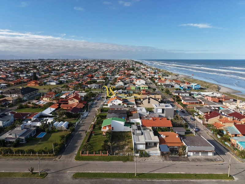 TERRENO À VENDA EM RAINHA DO MAR! 300 M² • AVENIDA CORAL • LOCALIZAÇÃO ESTRATÉGICA: 6ª foto da galeria de imagens do imóvel
