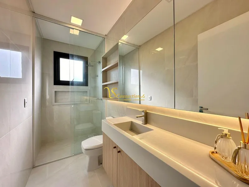EXCELENTE SOBRADO  COM PISCINA!: 13ª foto da galeria de imagens do imóvel