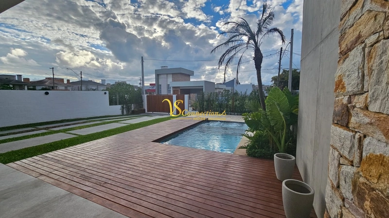 Casa a poucos metros do mar em XANGRI-LÁ: 6ª foto da galeria de imagens do imóvel