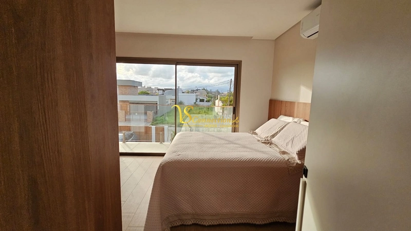 Casa a poucos metros do mar em XANGRI-LÁ: 32ª foto da galeria de imagens do imóvel