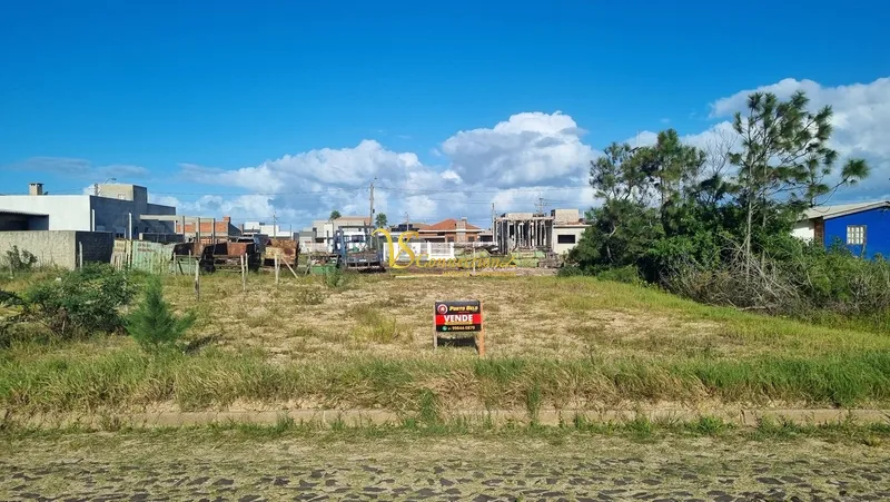 TERRENO À VENDA,ATLÂNTIDA SUL: 2ª foto da galeria de imagens do imóvel