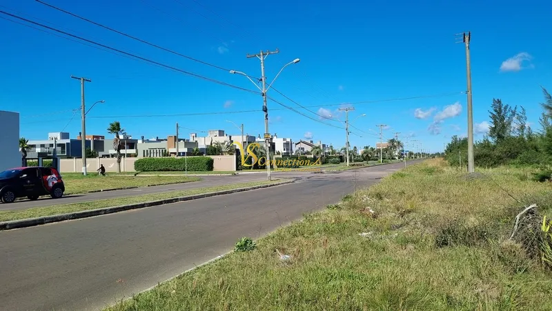 TERRENO À VENDA NA AVENIDA PARAGUASSÚ EM ATLÂNTIDA SUL: 3ª foto da galeria de imagens do imóvel