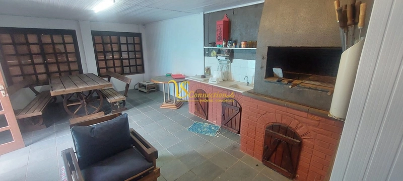 Oportunidade para Construtores e Investidores | Casa com Piscina por Apenas R$ 400 Mil: 13ª foto da galeria de imagens do imóvel