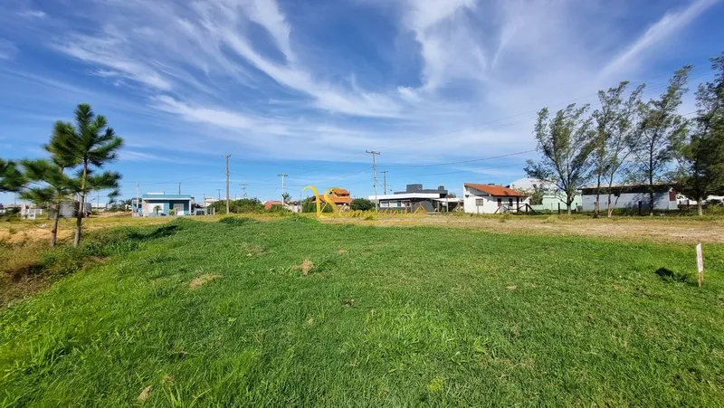 TERRENO À VENDA ATLÂNTIDA SUL.: 2ª foto da galeria de imagens do imóvel