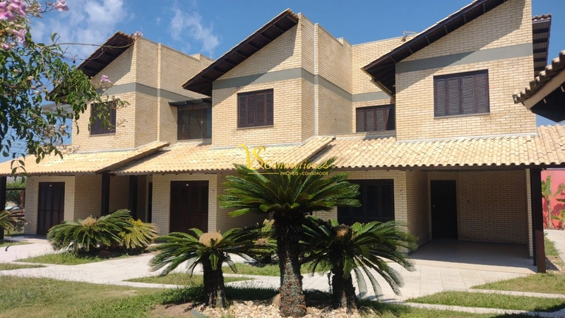 PREDIO RESIDENCIAL COM 3  SOBRADO!!! UMA QUADRA DO MAR!: 3ª foto da galeria de imagens do imóvel