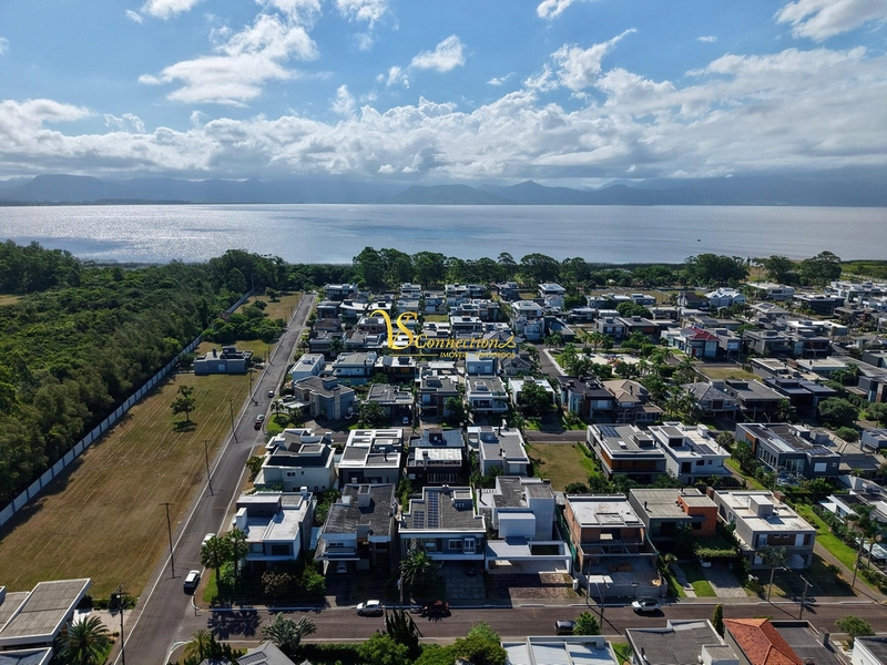 EXCELENTE SOBRADO À VENDA NO CONDOMÍNIO VELAS DA MARINA: 29ª foto da galeria de imagens do imóvel