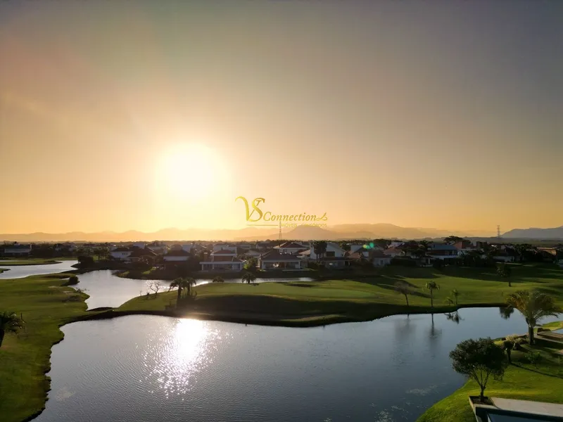Excelente localização, em península, fundos para lago, e campo de Golf: 61ª foto da galeria de imagens do imóvel